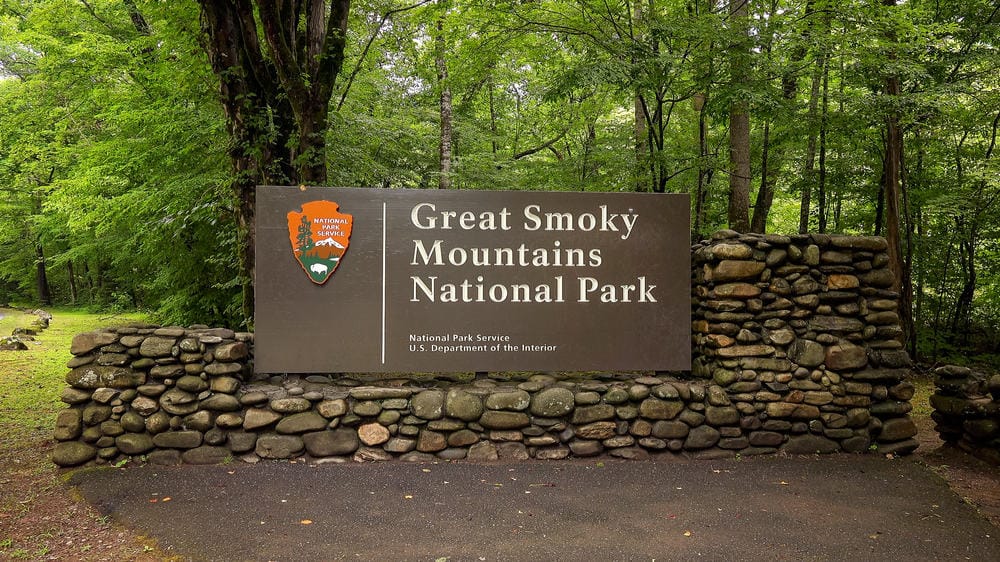 Explore the breathtaking beauty of Great Smoky Mountains National Park.