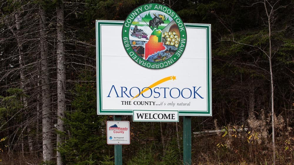 An expansion sign for Aroostook, Ontario featuring nearby RV Parks.