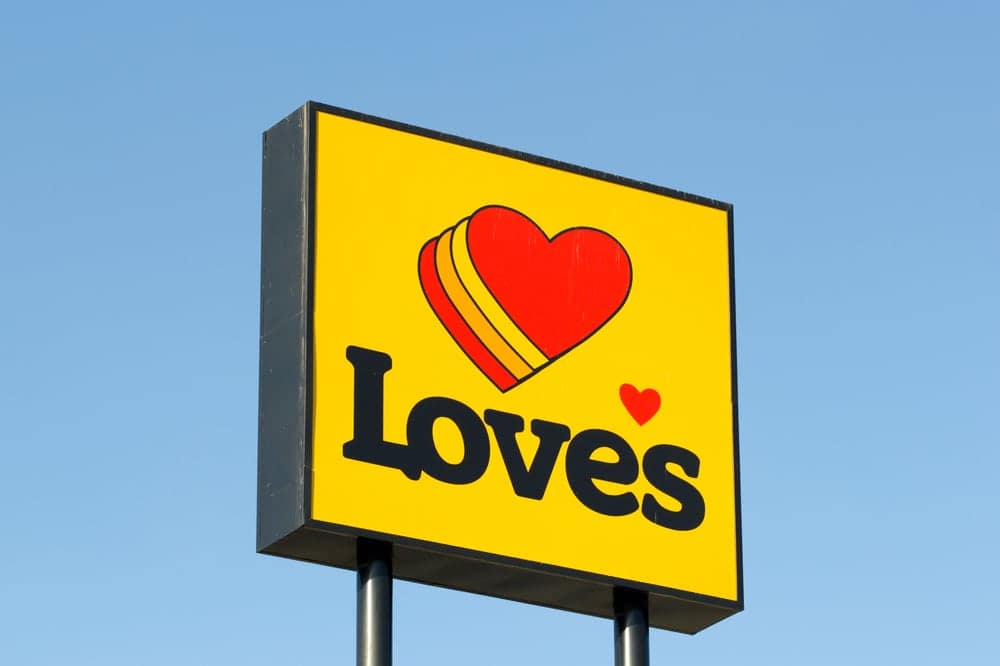 A heart-emblazoned sign at Love's Travel Stops campground.