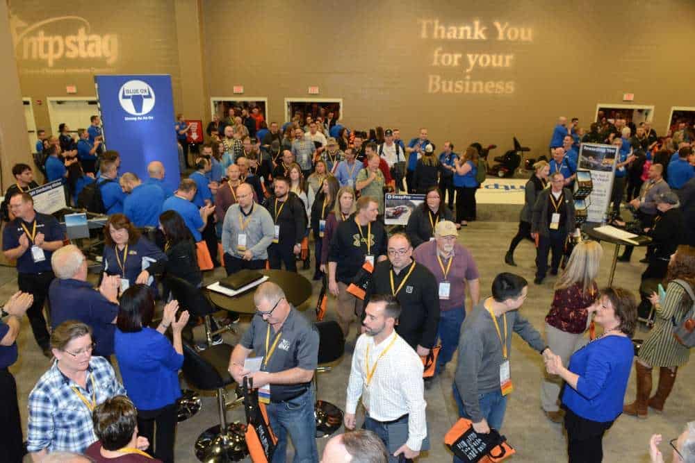 A crowded NTP-STAG Expo convention, featuring the 2022 RV University PRO Speaker Lineup.