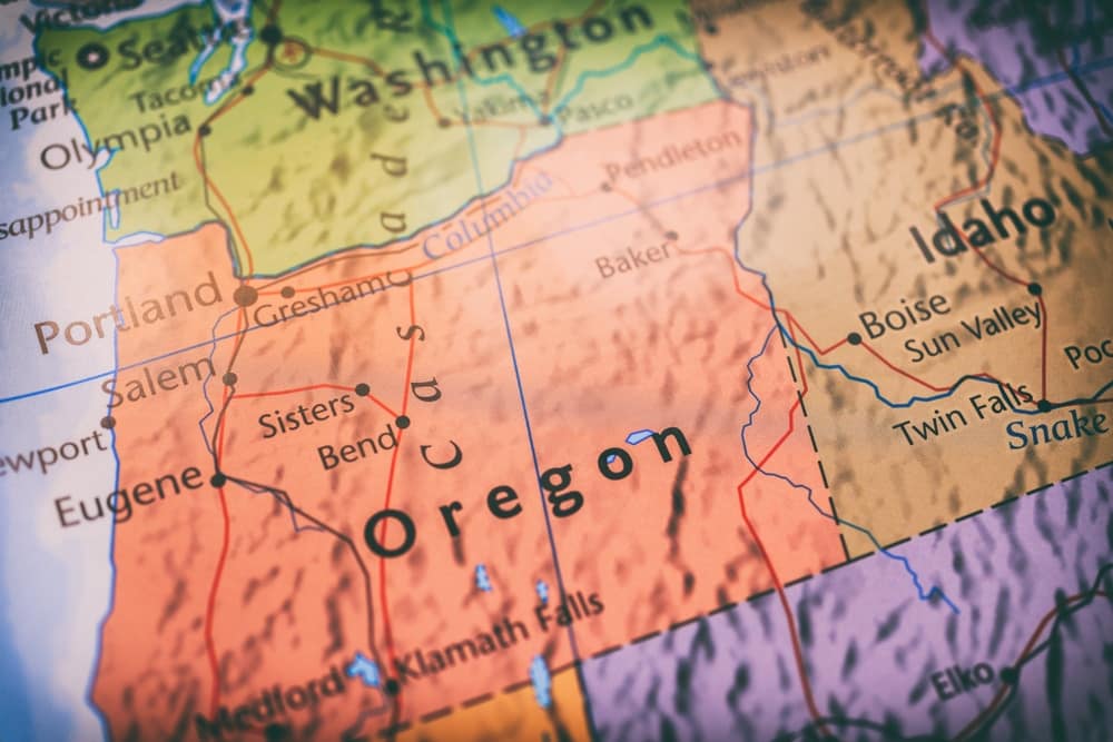 A close up of a map of Oregon highlighting the Roseburg District and BLM, showing campground opening dates.