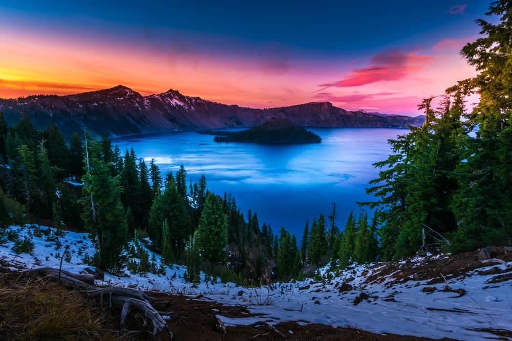 Crater Lake National Park is a stunning summer destination boasting the breathtaking beauty of Crater Lake.