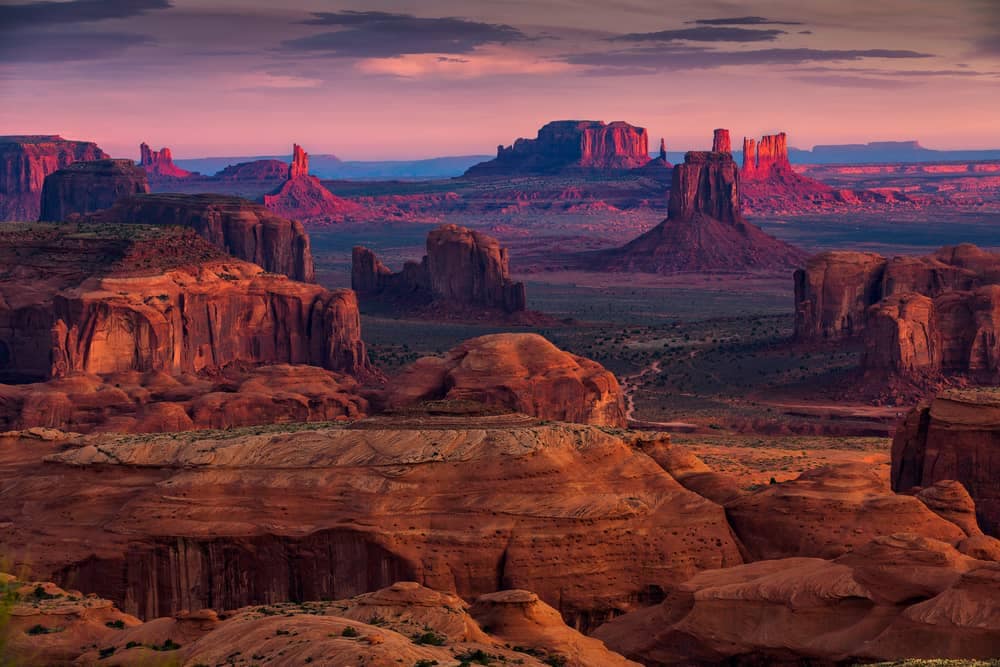 Monument Valley, part of the Valle Grande District in Utah, is a mesmerizing destination known for its stunning natural formations and breathtaking landscapes. With ongoing infrastructure improvements, this iconic region offers visitors an