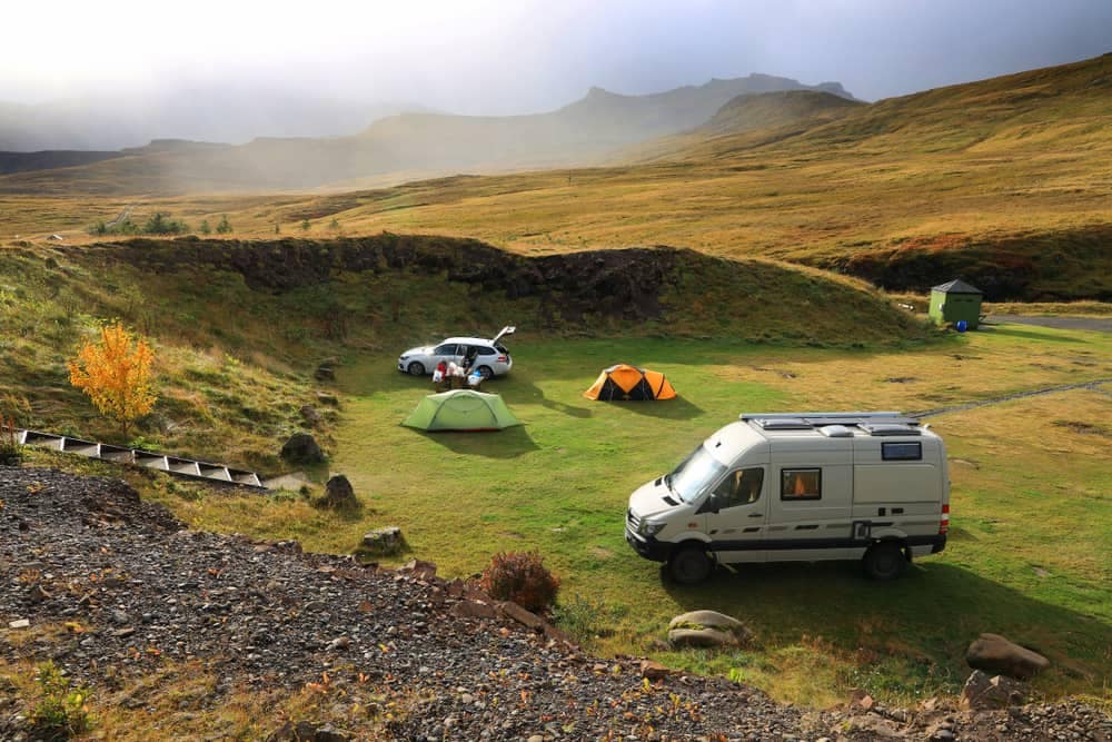 Planning an RV travel experience in Iceland has never been easier with the convenience of a mobile app. Enjoy the breathtaking landscapes and unique natural wonders of Iceland while camping in your RV.