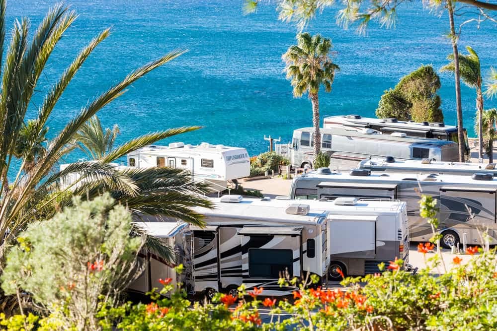 Private campgrounds in California that cater to RV buyer preferences are abundant. These campgrounds offer a variety of amenities and services to shift your RV experiences to the next level. Explore the beauty of