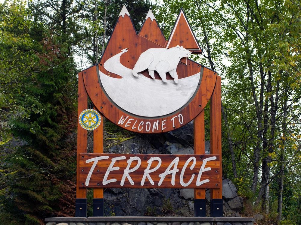 A Terrace sign welcoming visitors to Ferry Island Campground.