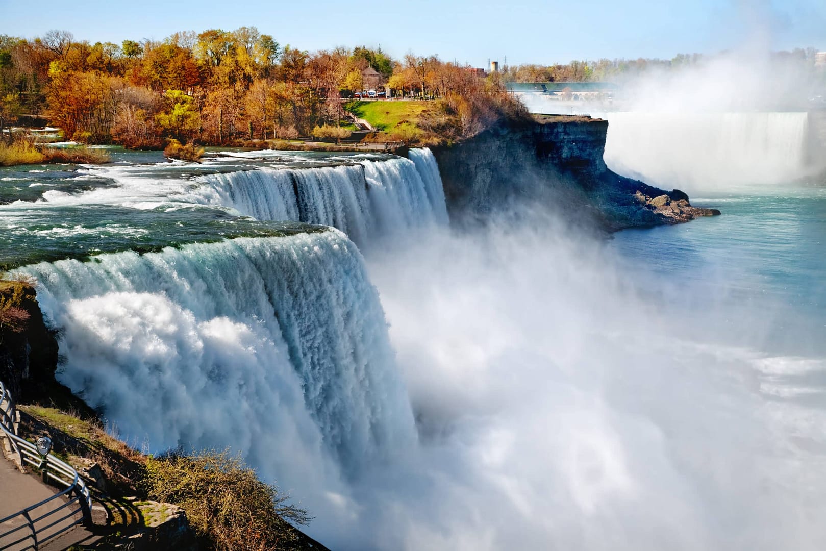 Niagara Falls in Niagara Falls State Park, Niagara Falls, Niagara.
