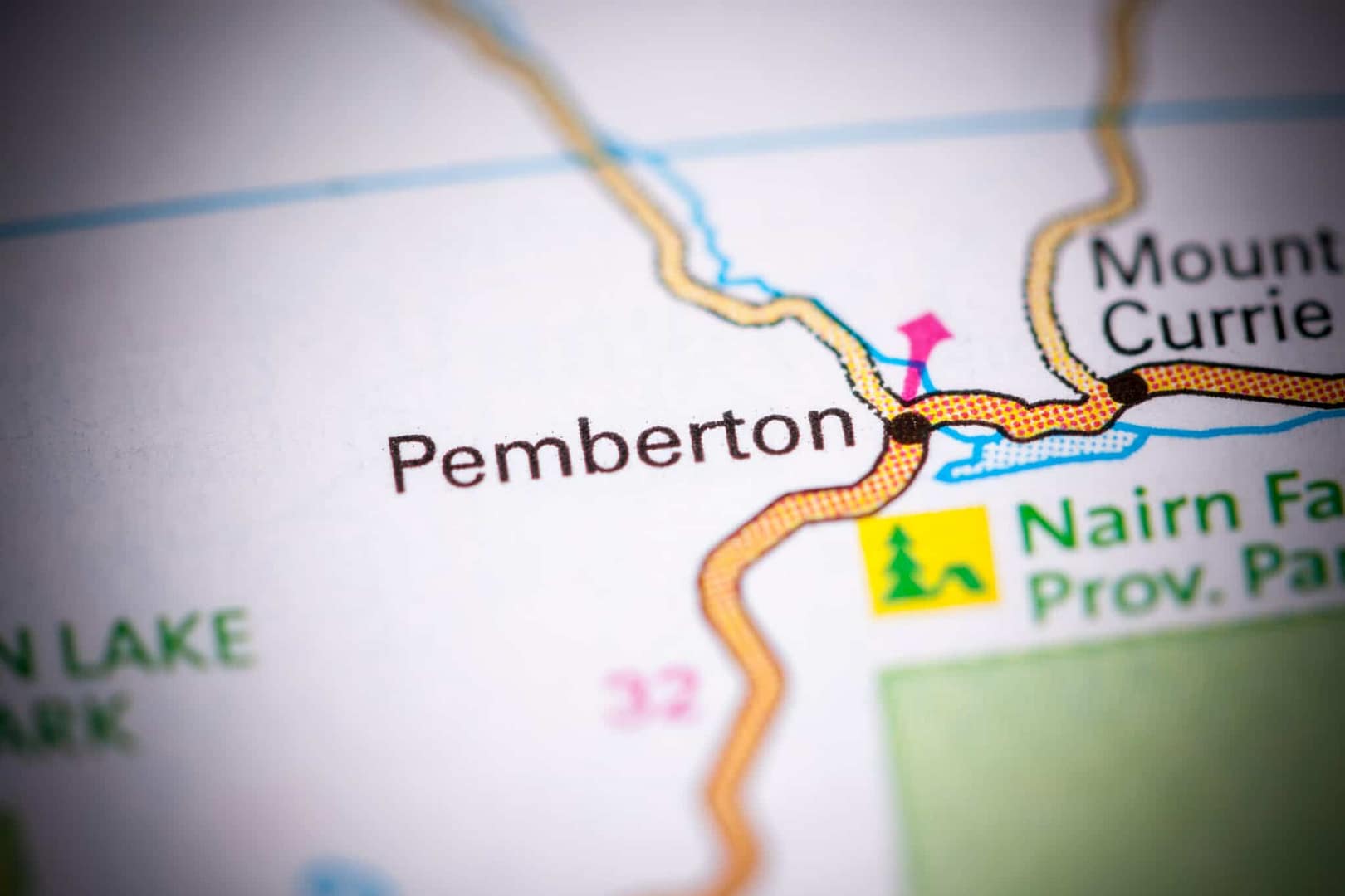 A map displaying the location of Pembrerton, with a designated farmland highlighted area and nearby RV parks recommended by the Pemberton Council.