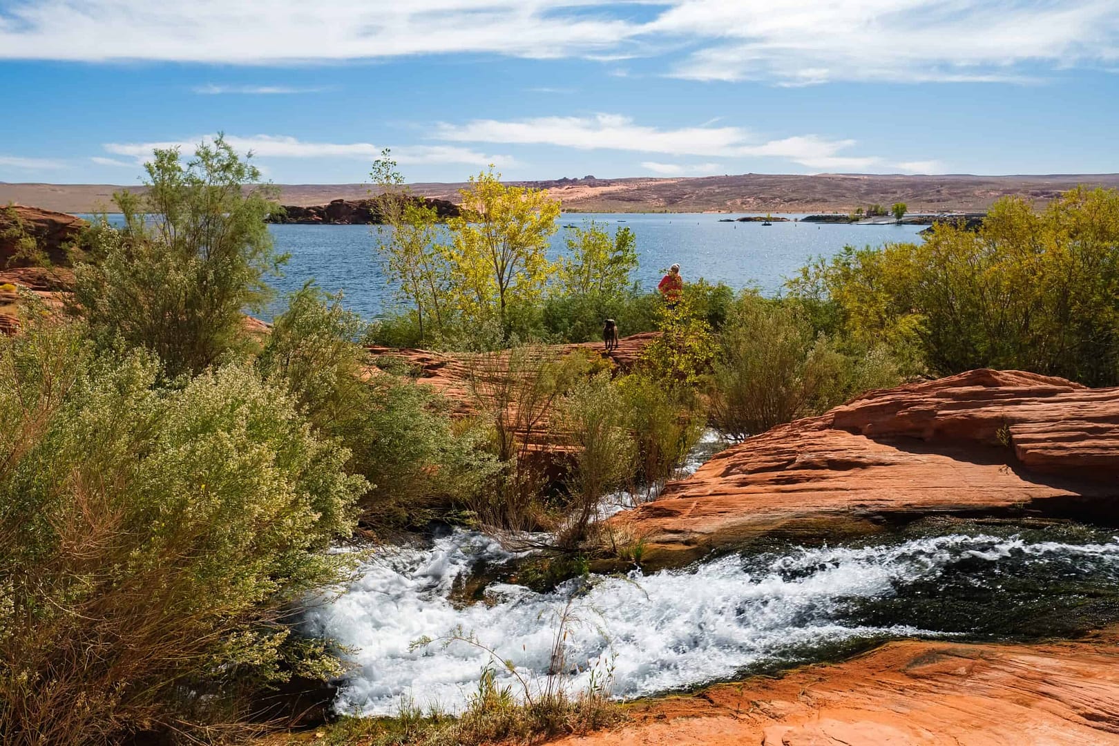 Explore the stunning views of Lake Powell in Arizona and Utah. Discover the beauty of Sand Hollow State Park and experience a new perspective at the New Lakeview Campground.