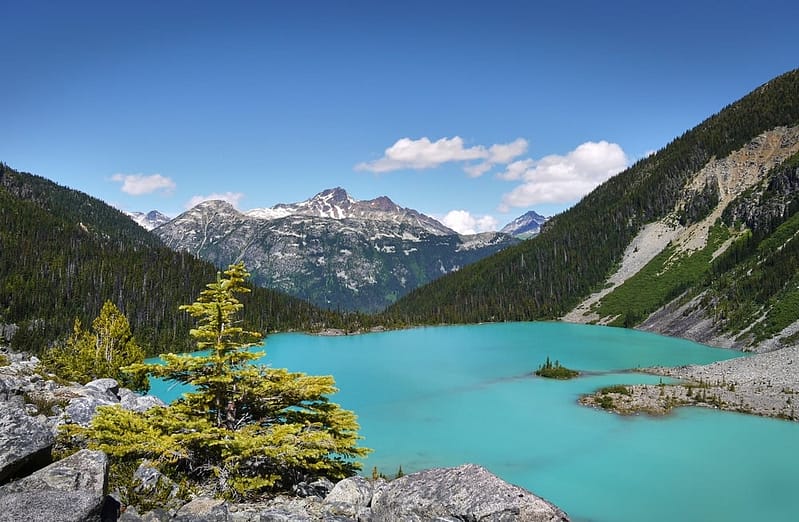 On September 19, Joffre Lakes Park will be celebrating its Public Reopening, welcoming visitors to explore the stunning beauty of a blue lake nestled in the mountains.